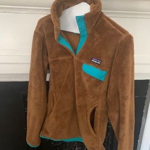 Patagonia Brown and Teal Fleece Pullover